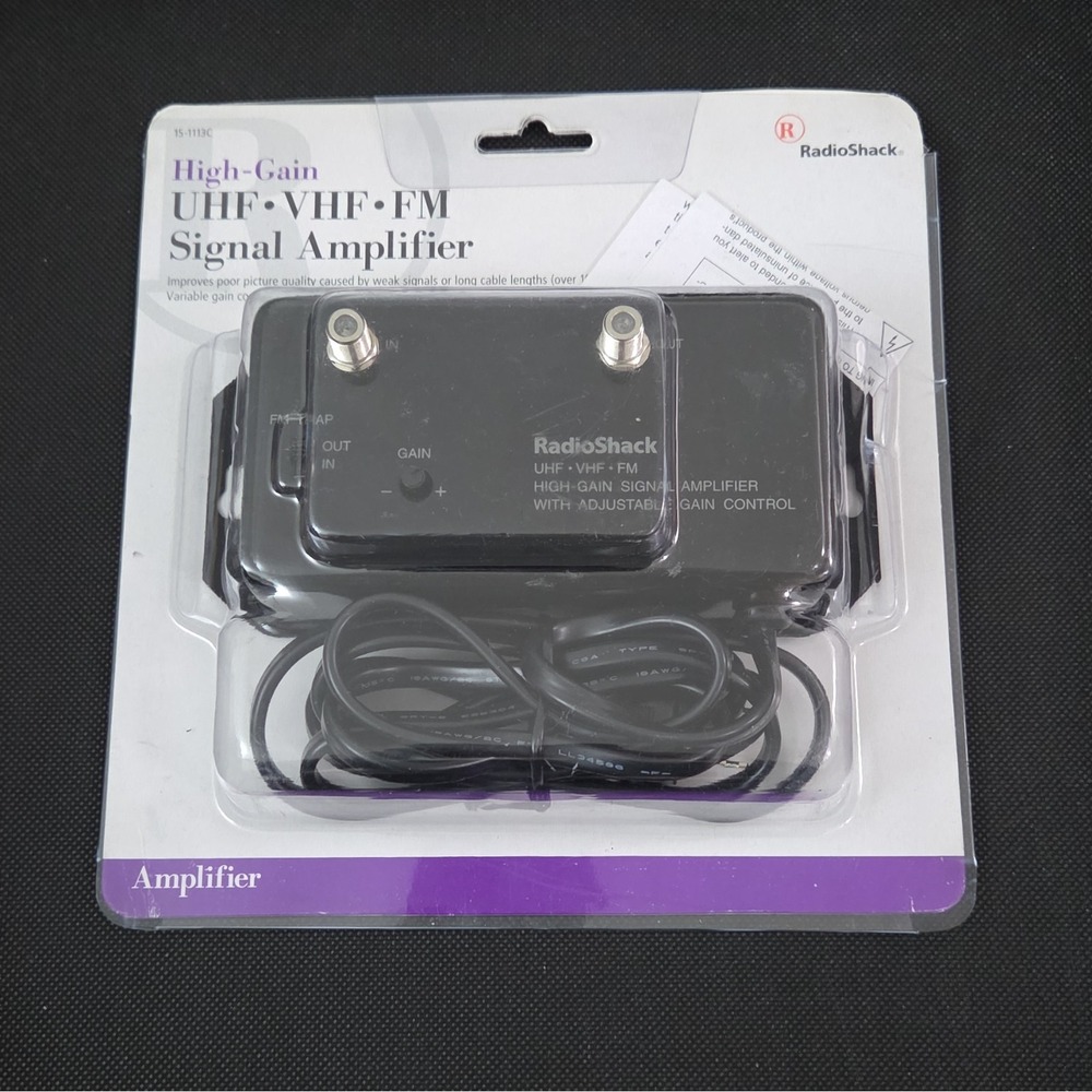 Radio Shack 15-1113C High-Gain UHF VHF FM Signal Amplifier New In Package Box